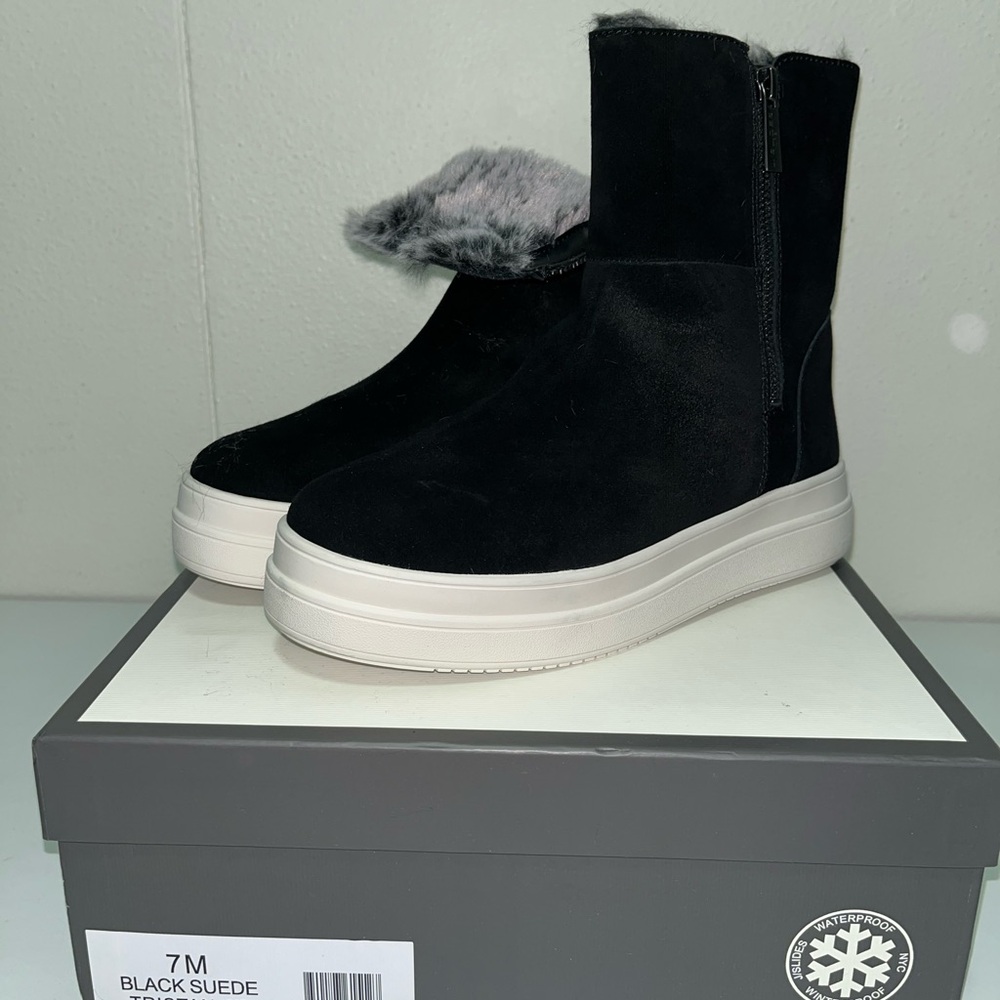 Women’s platform boot - Picture 2 of 3